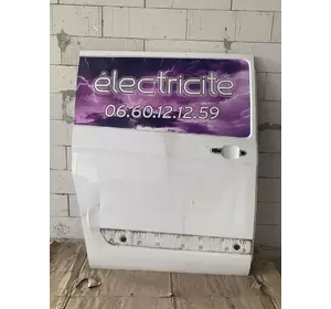 Двері бічні зсувні права Ford Transit Custom з 2012- рік BK21-V24602-BA Двері бічні зсувні права Ford Transit Custom з 2012- рік BK21-V24602-BA