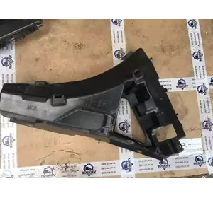 Кронштейн переднього бампера лівий Рестайлінг Ford Transit Custom з 2018- рік JK21-17D959-CB Кронштейн переднього бампера лівий Рестайлінг Ford Transit Custom з 2018- рік JK21-17D959-CB