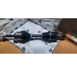 Напівось права FORD RANGER 2002-2012 3M353B436AA Напівось права FORD RANGER 2002-2012 3M353B436AA