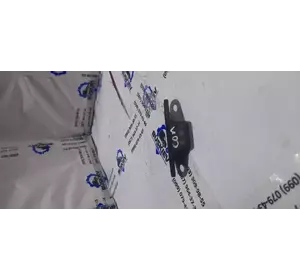 Напрямна втулка бічній зсувних дверей Ford Transit Connect 2002-2013. 2T14V253A28 Напрямна втулка бічній зсувних дверей Ford Transit Connect 2002-2013. 2T14V253A28