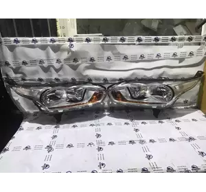 Фара права Ford Transit Connect з 2013 - рік DT11-13W029-AC Фара права Ford Transit Connect з 2013 - рік DT11-13W029-AC