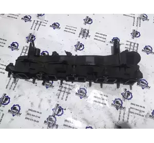 Колектор впускний Ford Transit 2S7Q-9424-BD Колектор впускний Ford Transit 2S7Q-9424-BD