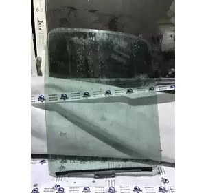 Скло дверей переднє праве Iveco Daily з 2000-2005 рік Скло дверей переднє праве Iveco Daily з 2000-2005 рік