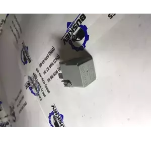 Реле старера A0025422619 Mercedes Реле старера A0025422619 Mercedes