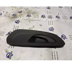 Ручка відчинення дверей ліва Mercedes Sprinter з 2018- рік A9077601700 Ручка відчинення дверей ліва Mercedes Sprinter з 2018- рік A9077601700